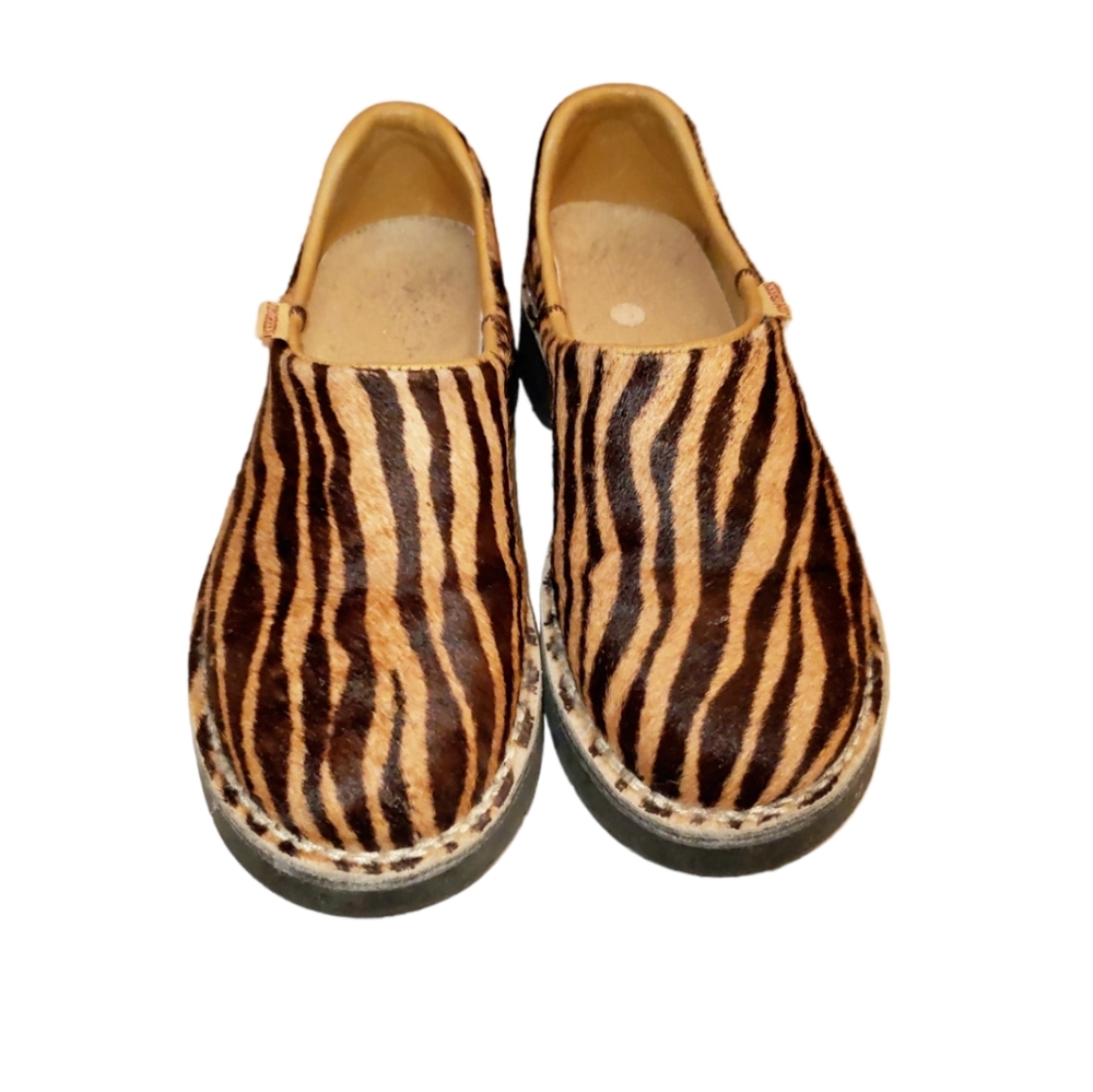 Women's Zebra Print Slip-On Shoes